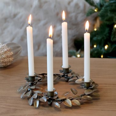 Lysestager, lys og servietter