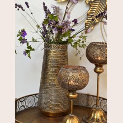 La Vida Vase med m�nster, antik guld