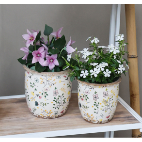 Chic Antique Cavaillon potter med blomster