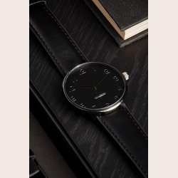 Karlsson armbndsur Minimal sort