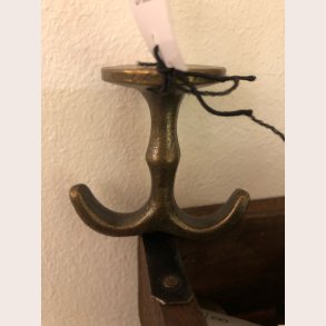 Ib Laursen Dobbeltknage messing til under hylde