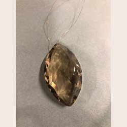 Speedtsberg krystal med ophng oval